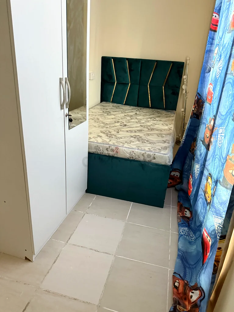 Couple Partition available63798014420737110