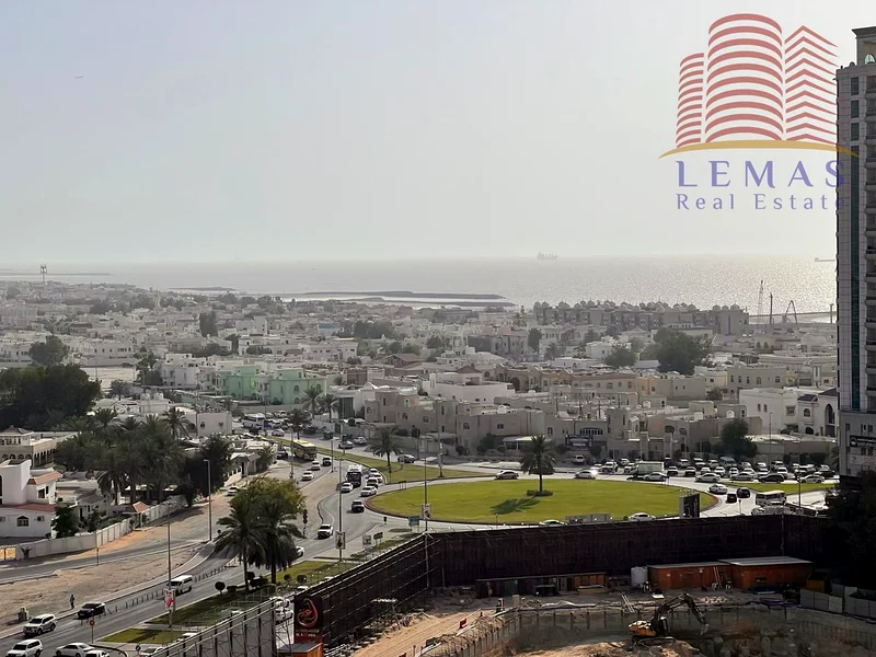 شقة بغرفتي نوم بإطلالة مفتوحة - فارغة63888914976257113