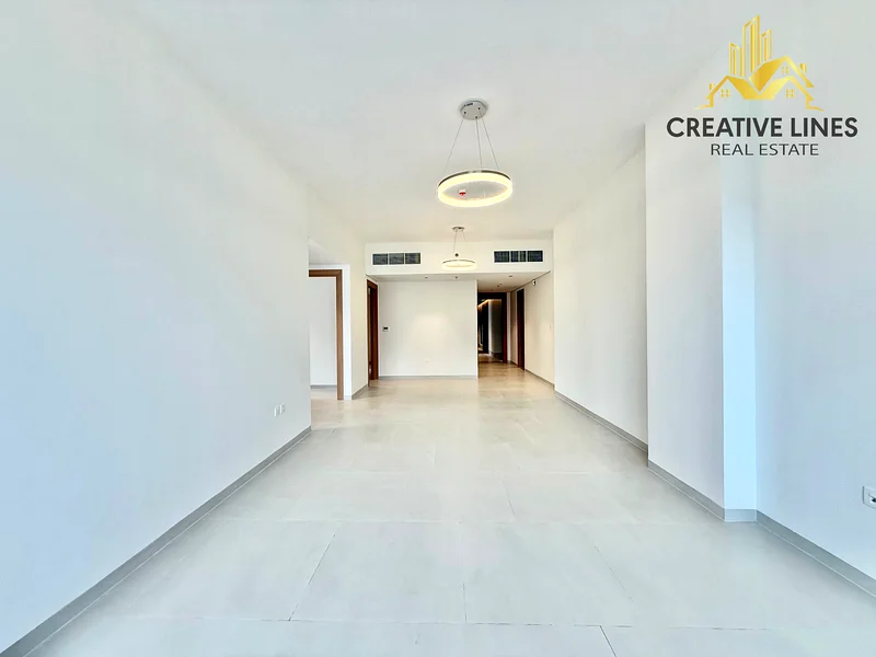 شقة جديدة بالكامل مكونة من 3 غرف نوم / جاهزة للانتقال فورًا / جميع وسائل الراحة /63766955003138111