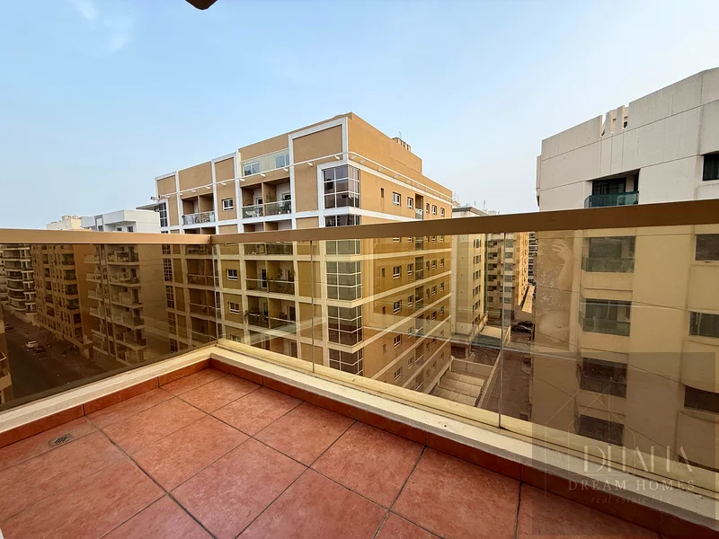 CHILLER FREE | 2-BHK APARTMENT WITH BALCONY | PRIME LOCATION63767363505922114