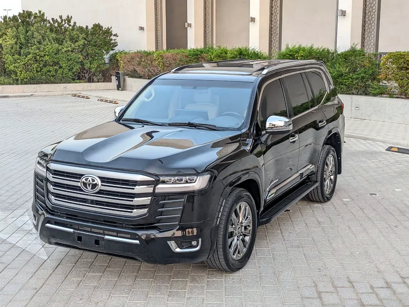 TOYOTA LAND CRUISER 2015 FACELIFTED 2025 GCC V6 4.0L FULL OPTION IN EXCELLENT CONDITION63699052720770111