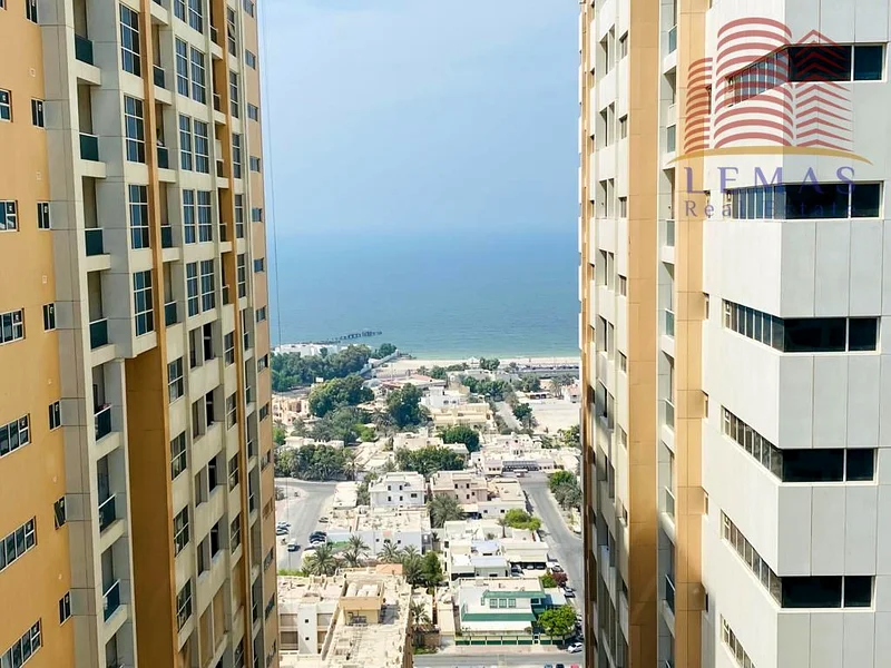 شقة بغرفتي نوم، بإطلالة جزئية على البحر، مساحة كبيرة63889799906818114