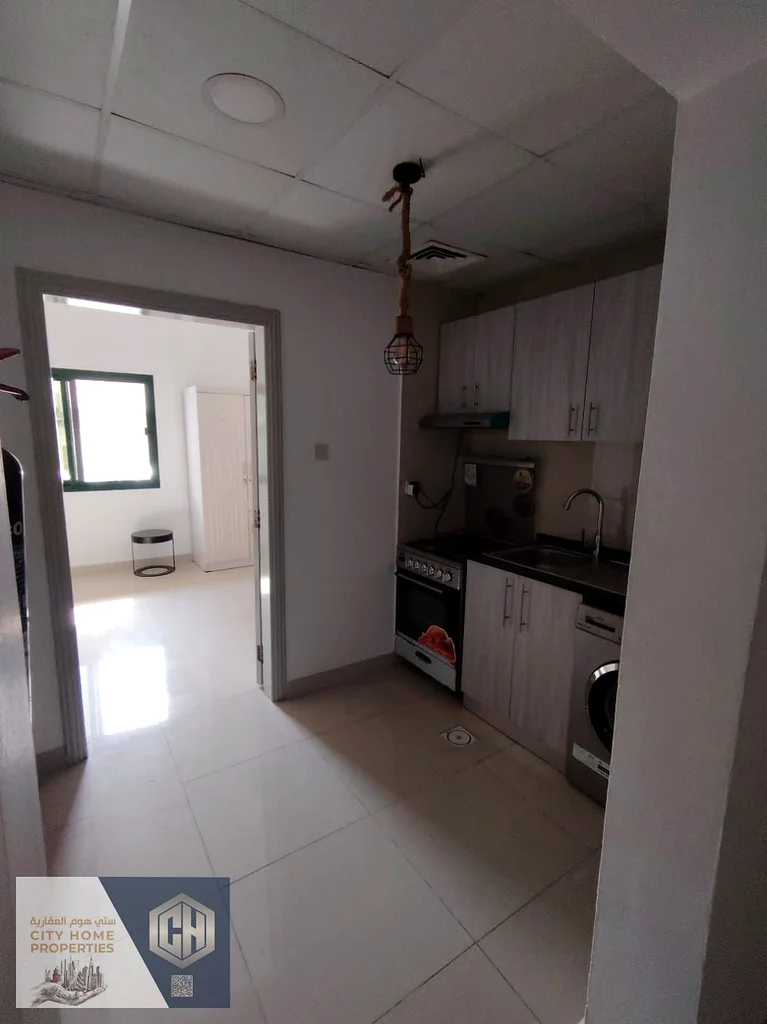 1BHK apartment (one bedroom and hall) in Al Rashidiya, close to all services, located in a prime area with a family building63720775462402113