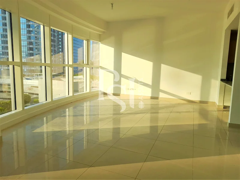 Balcony | Maid's Room | Ready to Move in63813022156419110