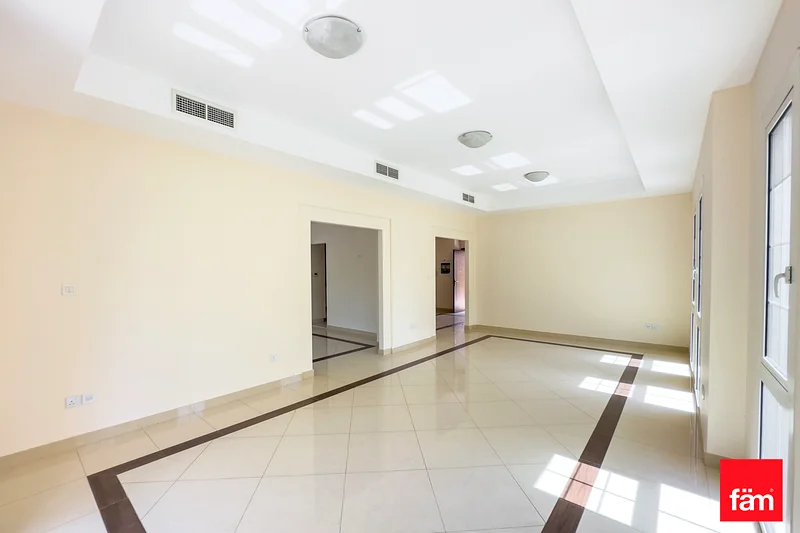 فيلا راحت بثلاث غرف نوم للإيجار جاهزة للانتقال63731179123970112