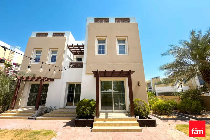 فيلا راحت بثلاث غرف نوم للإيجار جاهزة للانتقال63731179123970110