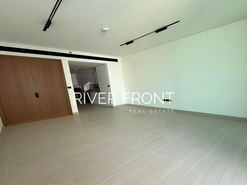 Ready to Move | Hot Deal | Pool View63785792871810112