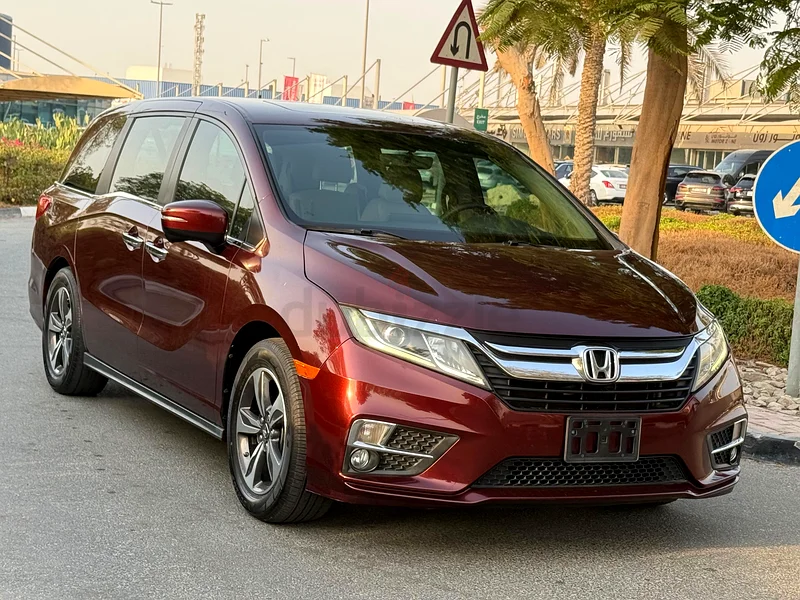 Honda Odyssey 2018 GCC Full option Accident free very good condition63699032320002110
