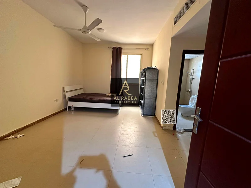 مطبخ شبه مجهز - سعر خاص - موقع استراتيجي - سهولة الوصول إلى مخارج دبي والشارقة63711873427330111