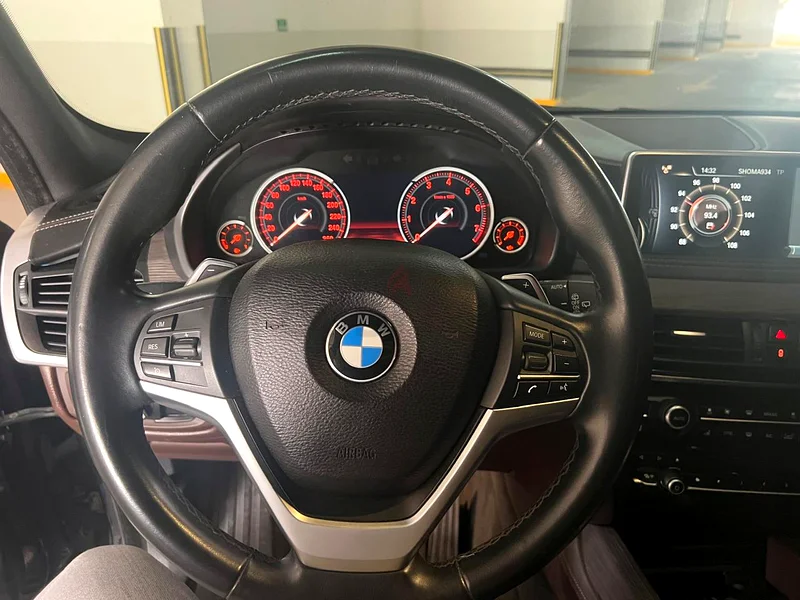 BMW X5 Xdrive50i63699053304961113