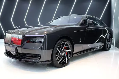 2025 Rolls Royce Spectre Black Badge, Bespoke Audio, Two-Tone Interior, Dealer Warranty + Service!!