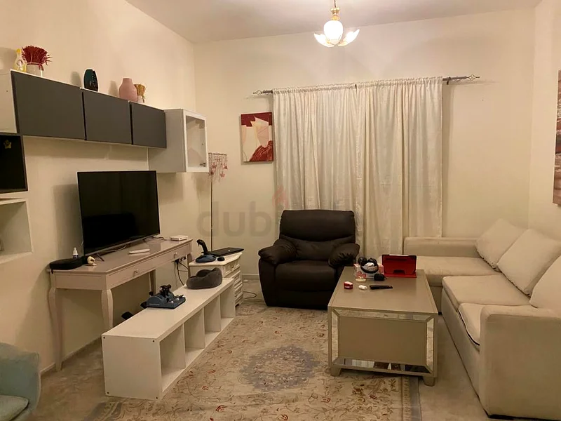 شقة من غرفتي نوم مع صالة مفروشة بالكامل63827763212162110