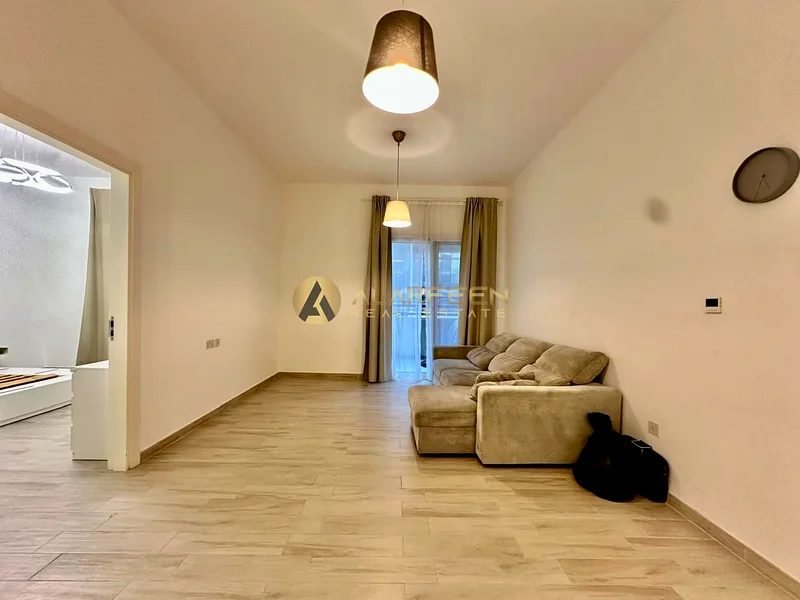 Semi furnished | Bright and Spacious | Must View63780903740290110