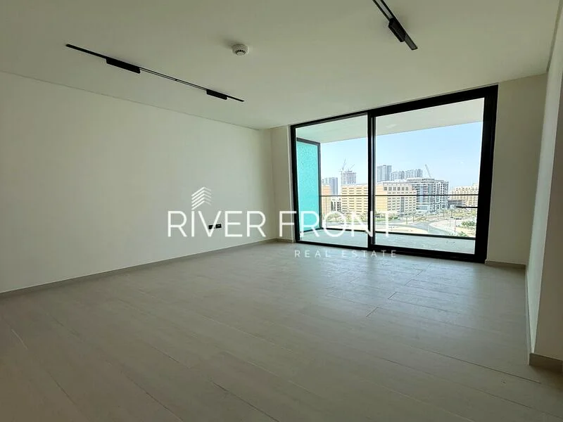 ستوديو بريميوم | حياة فاخرة | عرض خاص63785792878209111
