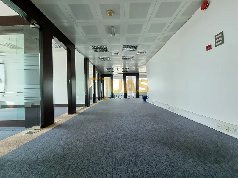 Spacious Size  | Prime Location | Exceptional Amenities64067573070595111