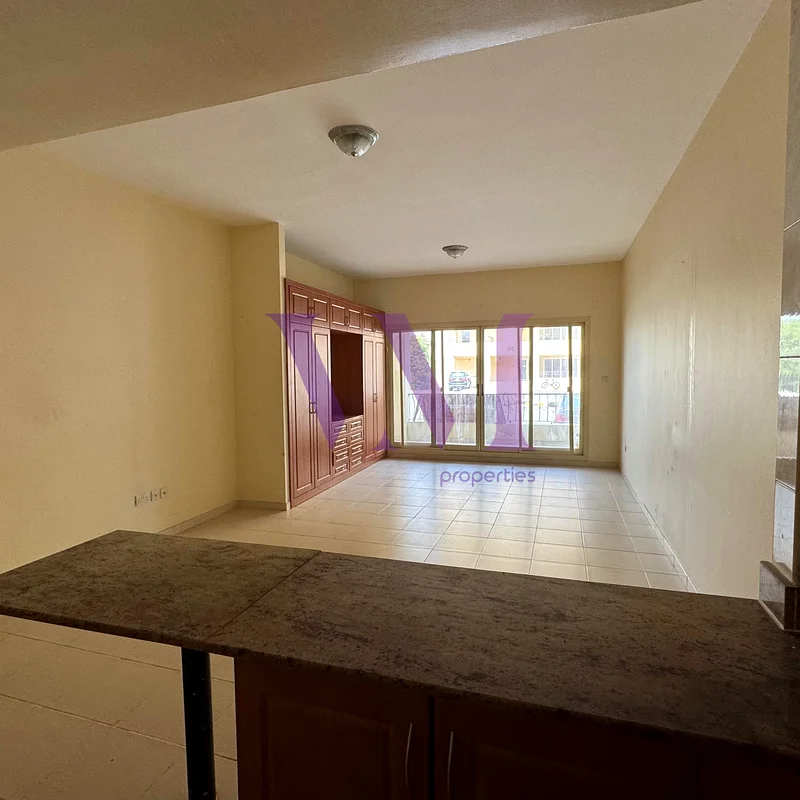 Studio Apartment | Parking view63858882177795113
