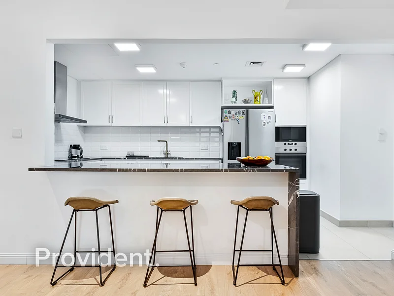 7.3% Net ROI | Upgraded | Close to Beach63937052350339114