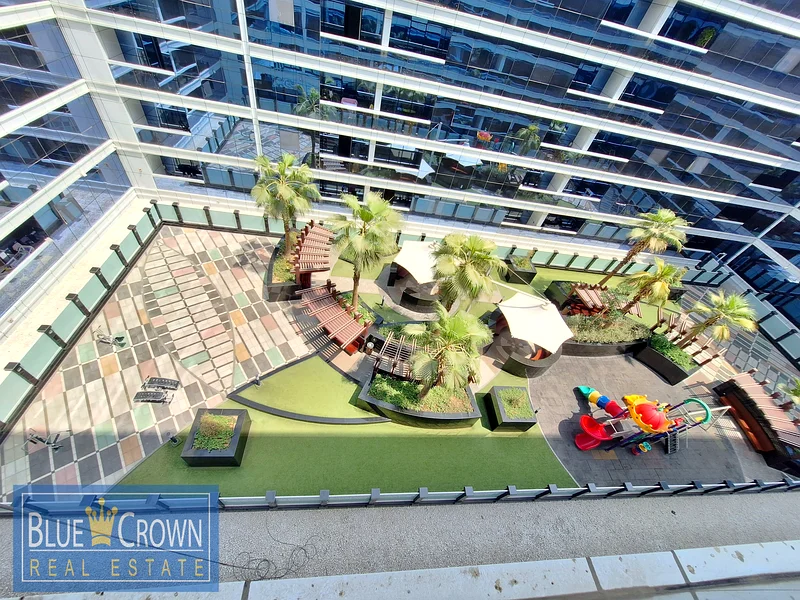 NO COMMISSION / LIMITED OFFER / UNIQUE BUILDING63768341469059110