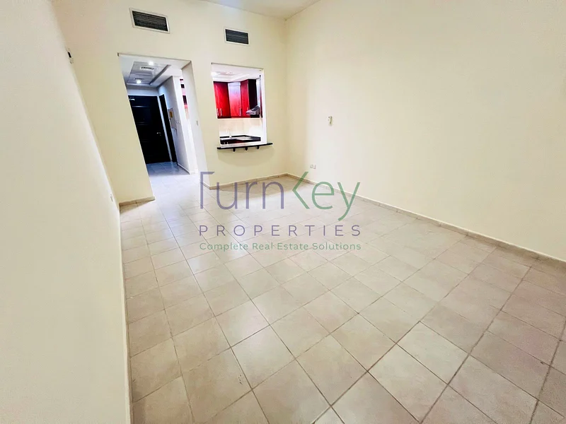 WELL MAINTAINED STUDIO WITH BALCONY63808221900033110