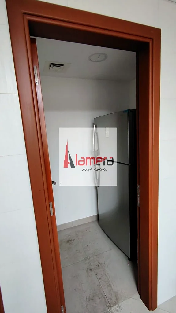 1 Large BHK Apartment w/ Laundry room | Road View | Full Building Facilities | 1 Parking63742846612227111