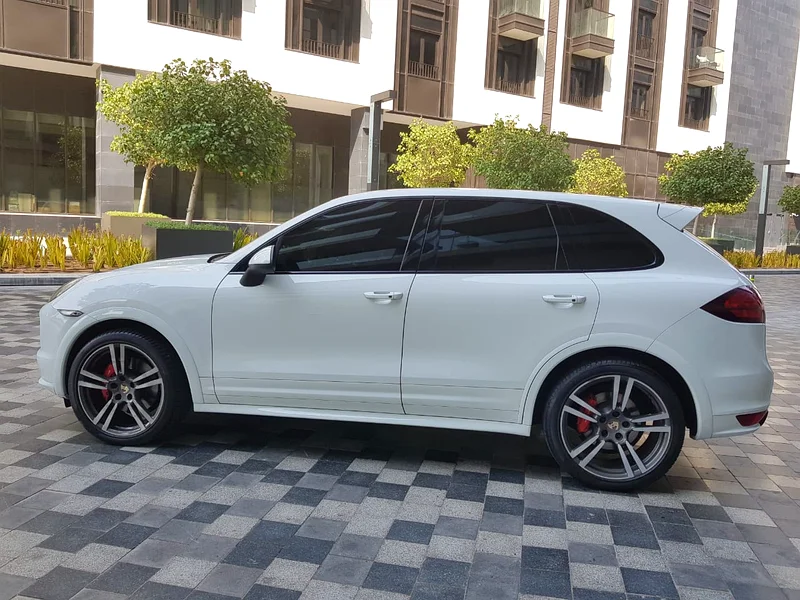 2014 Porsche Cayenne GTS  -4.8L/8 Cyl-Excellent Condition63699038831619112