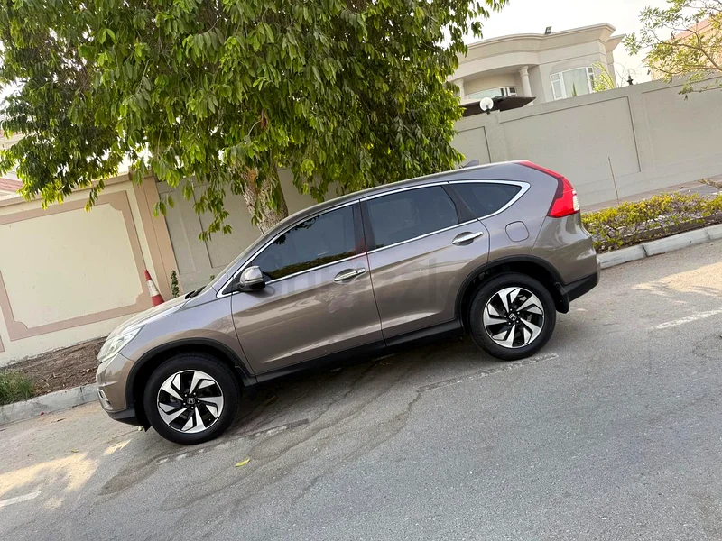 HONDA CRV .LX 2016 G CC FULL OPTION SUNROOF EXCELLENT CONDITION63699032611714114
