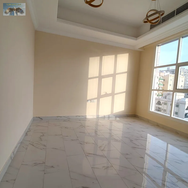 شقة مكونة من غرفتي نوم للإيجار – شارع الاتحاد، عجمان63724125672962113