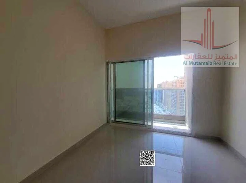 لإيجار سنوي، برج الجولف، غرفتين وصالة، أول ساكن، سكن عائلي، تكييف مجاني.63708325507714110