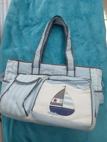 Baby travel bag with free baby bather