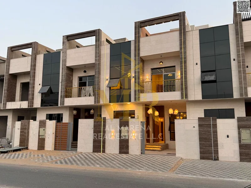 A ready-to-move-in villa on the main street in the most upscale areas of Ajman, two floors and a roof, at a price including registration and ownership63909770243330110