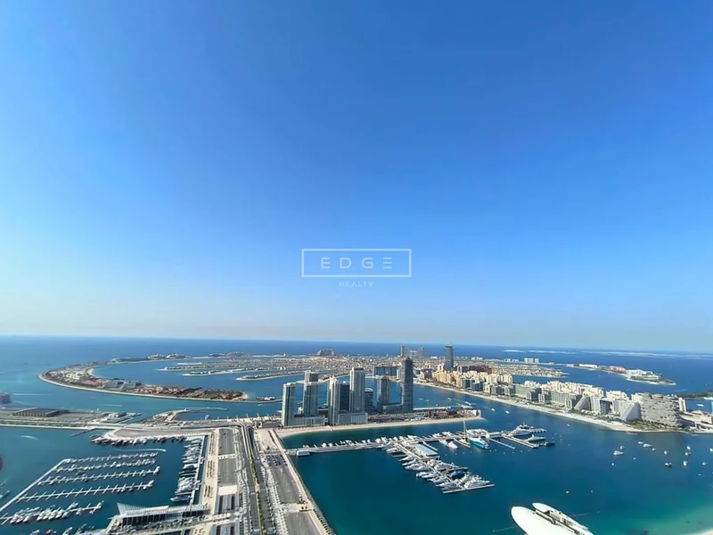 شقة بمنظر كامل على البحر والنخيل | معيشة فاخرة | طابق عالي63777537961986110