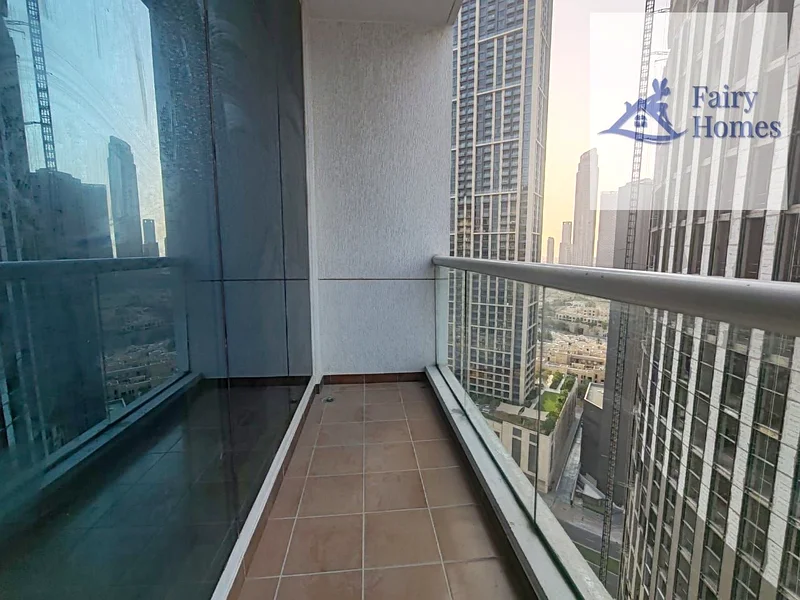 شقة ب studio غير مفروشة للإيجار بالقرب من دبي مول63769139028355111