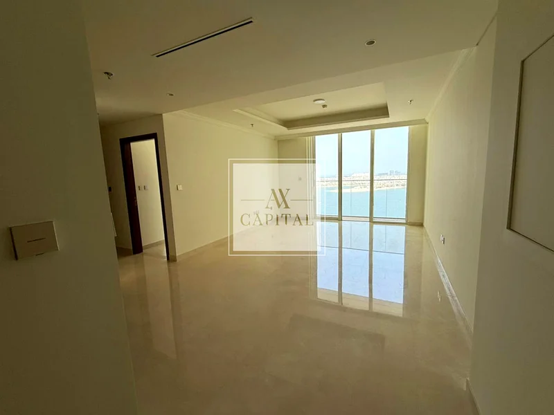 Modern 1BR | Prime Location | Emaar Beachfront63733597140738113