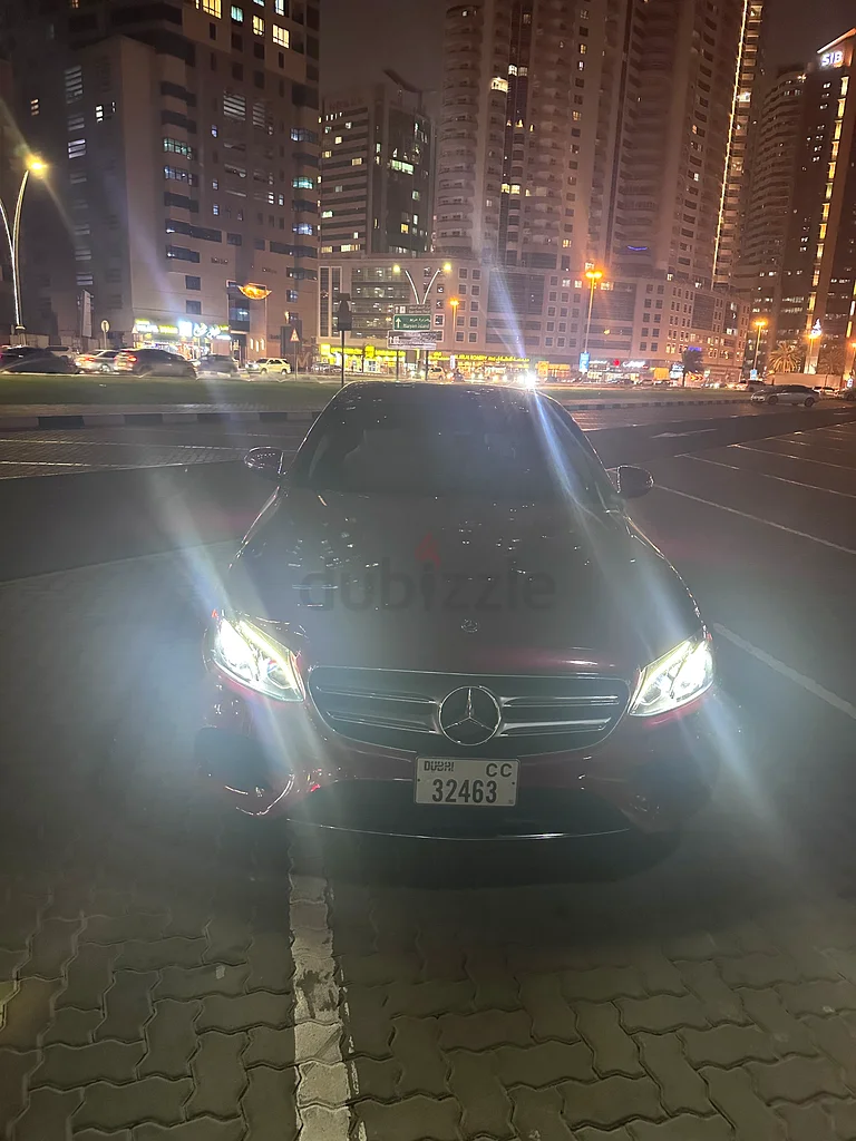 سيارتي الخاصة أقودها كل يوم لذا عداد المسافات غير ثابت. هل يمكن استبدالها بسيارة دفع رباعي مرسيدس؟63699044237442112