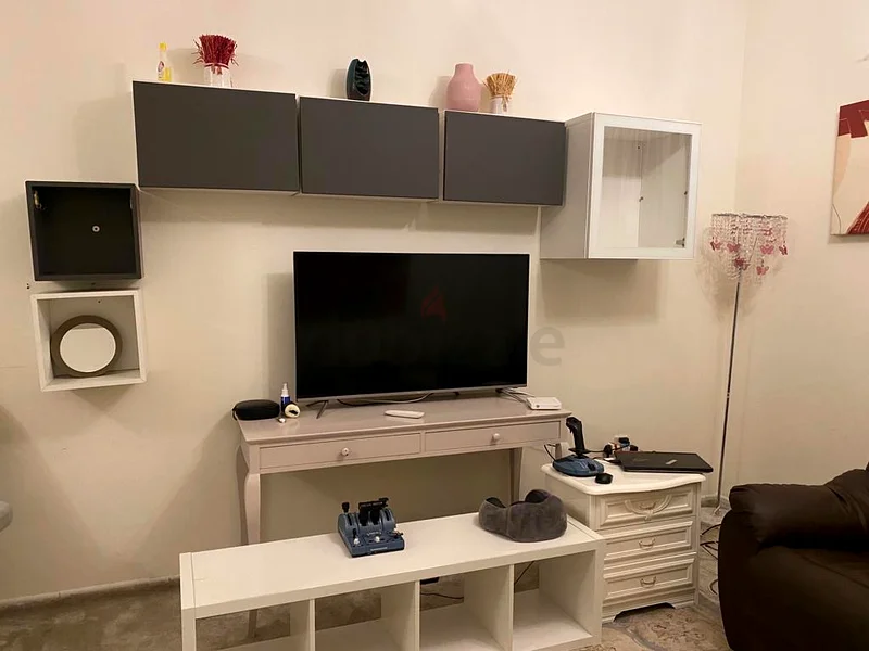 شقة من غرفتي نوم مع صالة مفروشة بالكامل63827763212162111