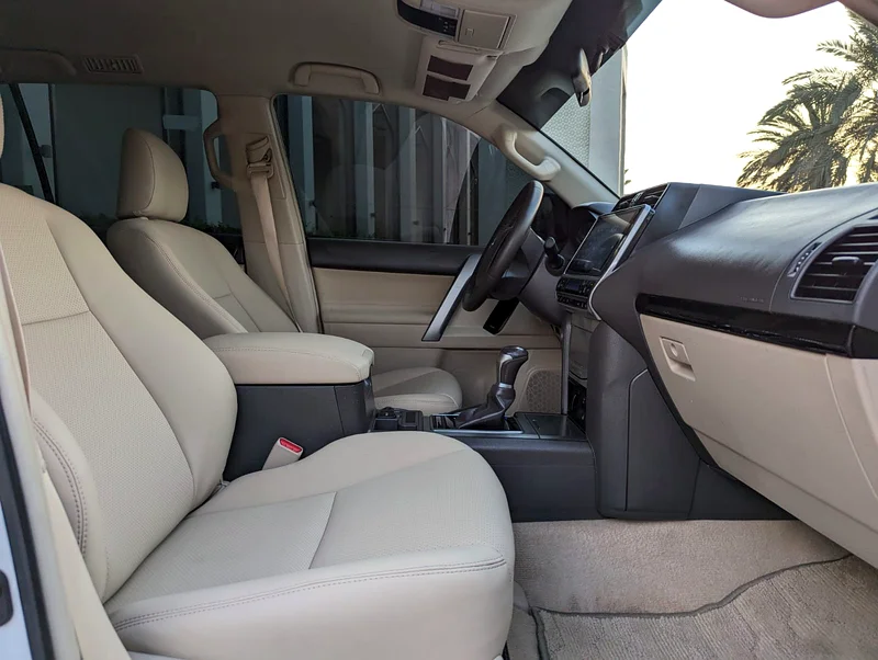 TOYOTA PRADO 2021 TXL V6 4.0L GCC LOW MILEAGE IN EXCELLENT CONDITION63700380660355113