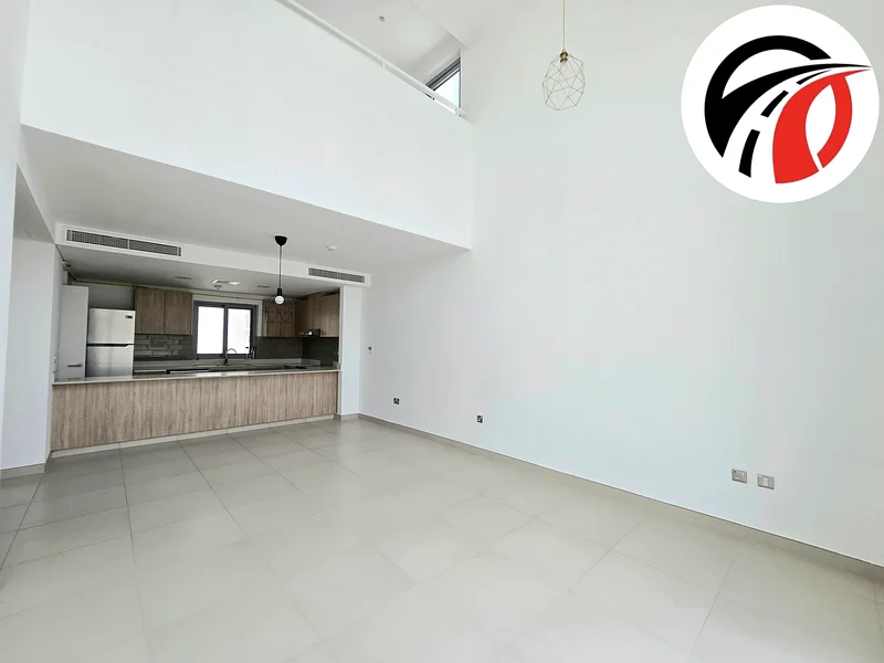 Spacious Townhouse ! Corner Unit ! Private Garden ! With Maids Room ! Ready to Move63751021322369111