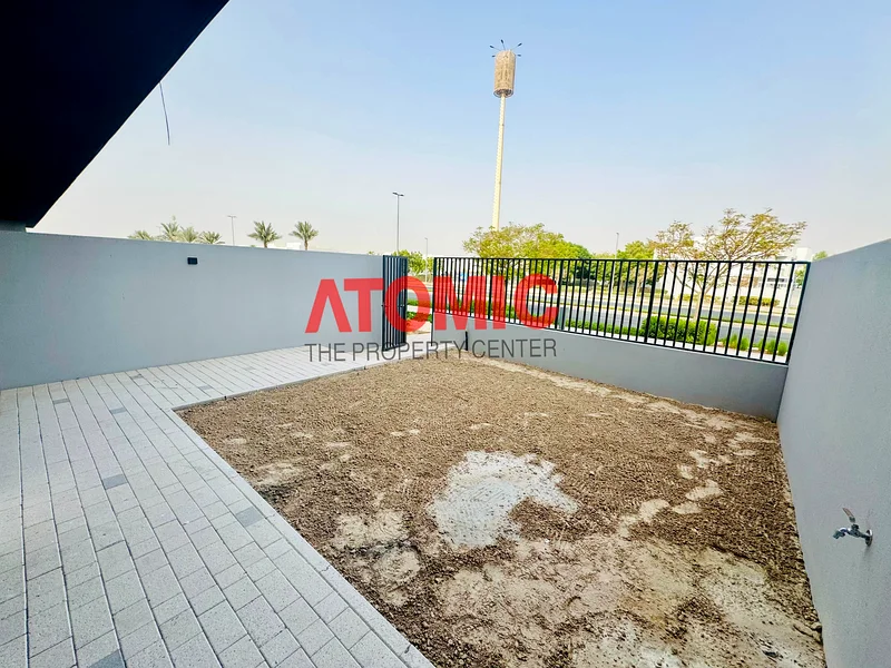 براند نيو || منزل بثلاث غرف نوم مع غرفة خادمة || صف واحد63732954974979114