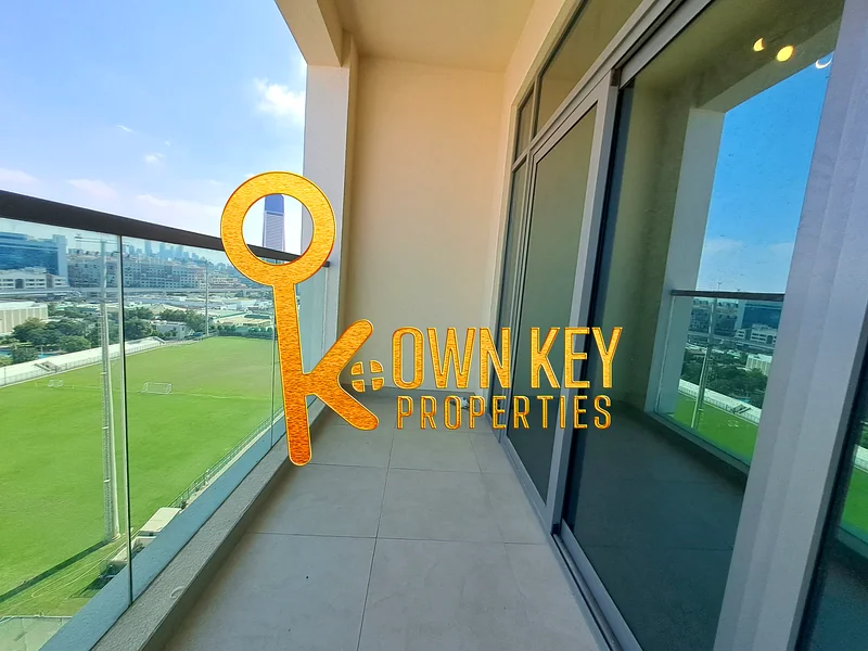 شقة جديدة بالكامل | جودة ممتازة 1BHK | تخزين | منظر النادي63767159978625111