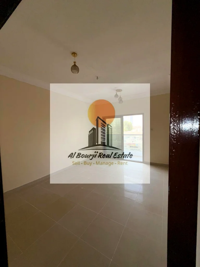 🏡 شقة واسعة مكونة من 3 غرف نوم للإيجار السنوي – موقع استراتيجي في النعيمية 2، عجمان63715124103299114