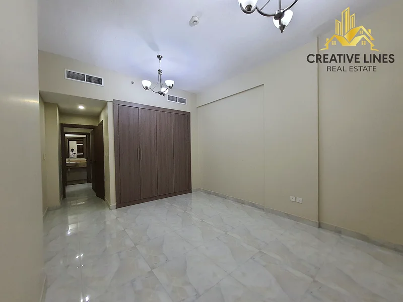 شقة بمساحة 1 غرفة نوم ومطبخ مجهز متاحة للعائلات63757270981378113