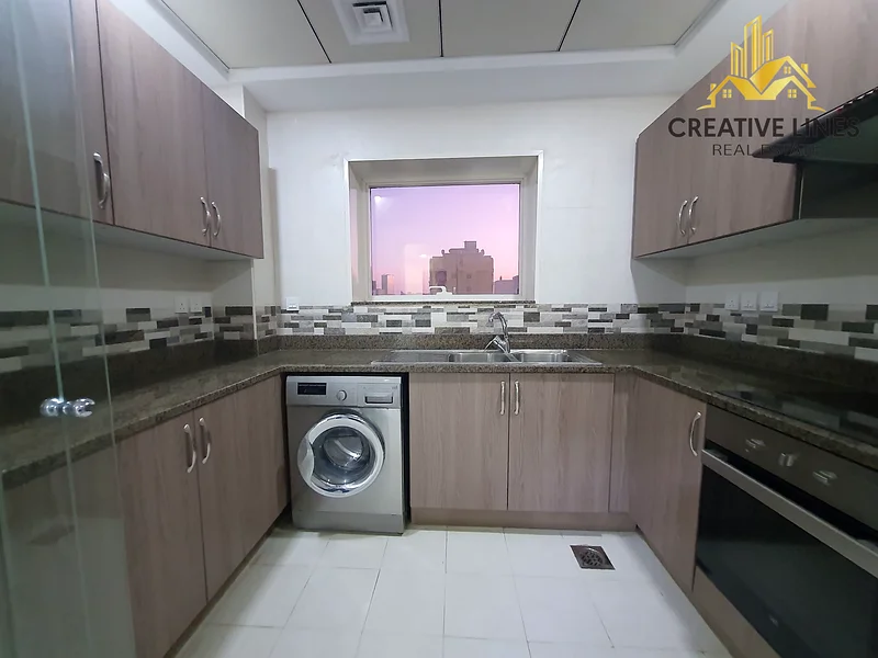 شقة بمساحة 1 غرفة نوم ومطبخ مجهز متاحة للعائلات63757270981378114
