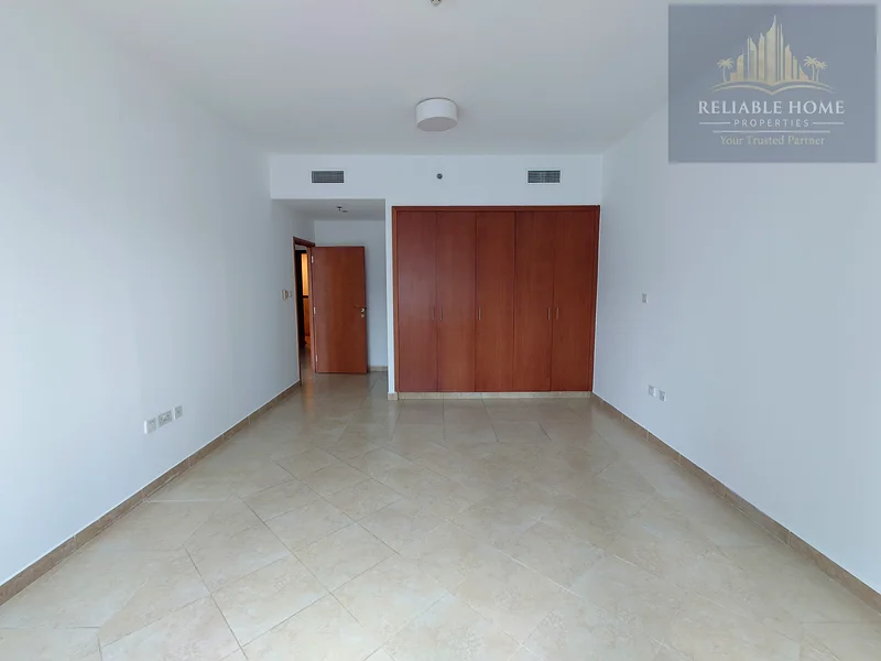 Marina View | Mid floor | Huge and Bright | Vacant64039261230850113