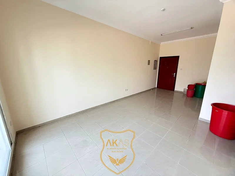 Comfortable 2BHK Near Jubail Bus Station | Balcony Included63812814991745112