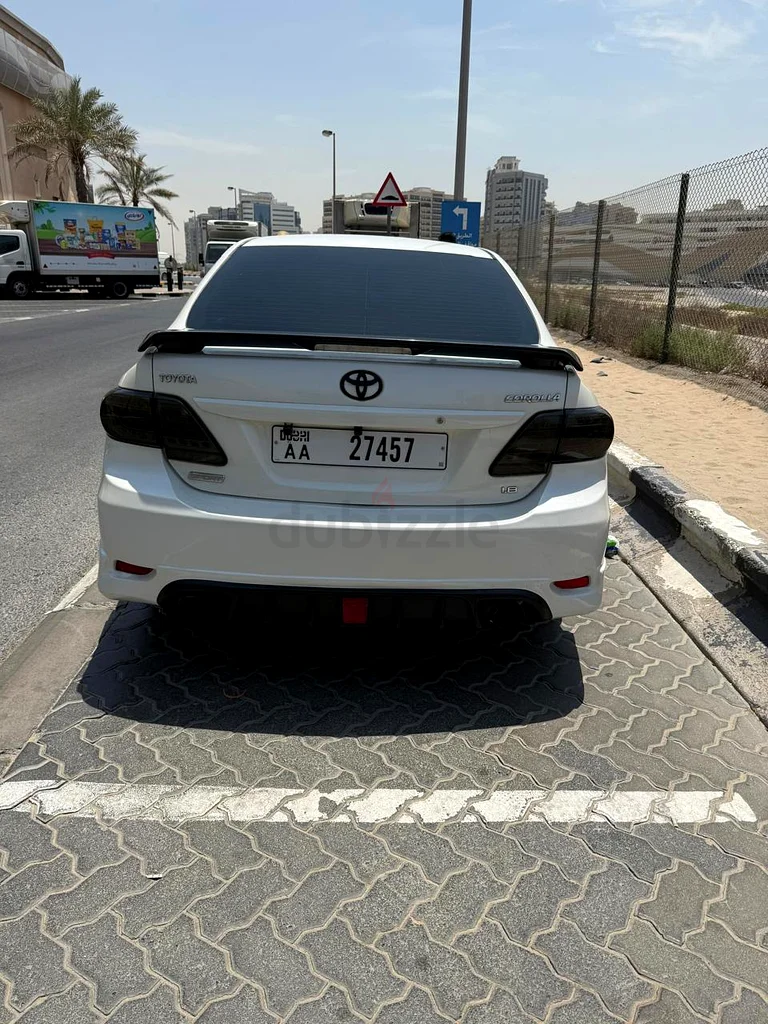 عجلات ألومنيوم بحالة جيدة مع نظام تثبيت السرعة ومكابح غربية وسقف بانورامي63699051011459112