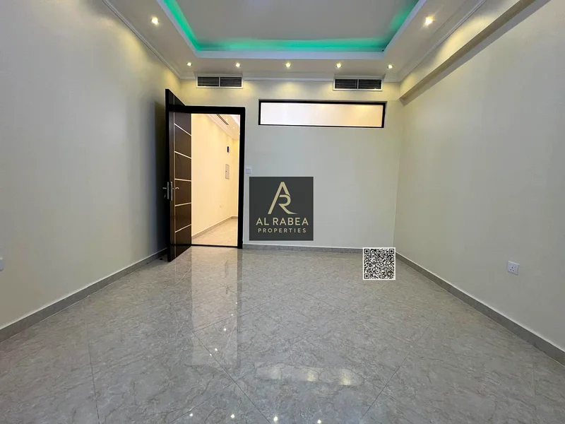 للإيجار السنوي، غرفة وصالة وحمام واحد وشرفة واسعة. السعر 34 ألف.63723472351234114