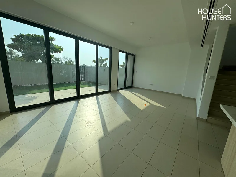 Corner Unit | Single row | Landscaped | Spacious63735398093699112