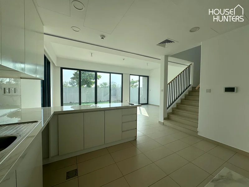 Corner Unit | Single row | Landscaped | Spacious63735398093699114
