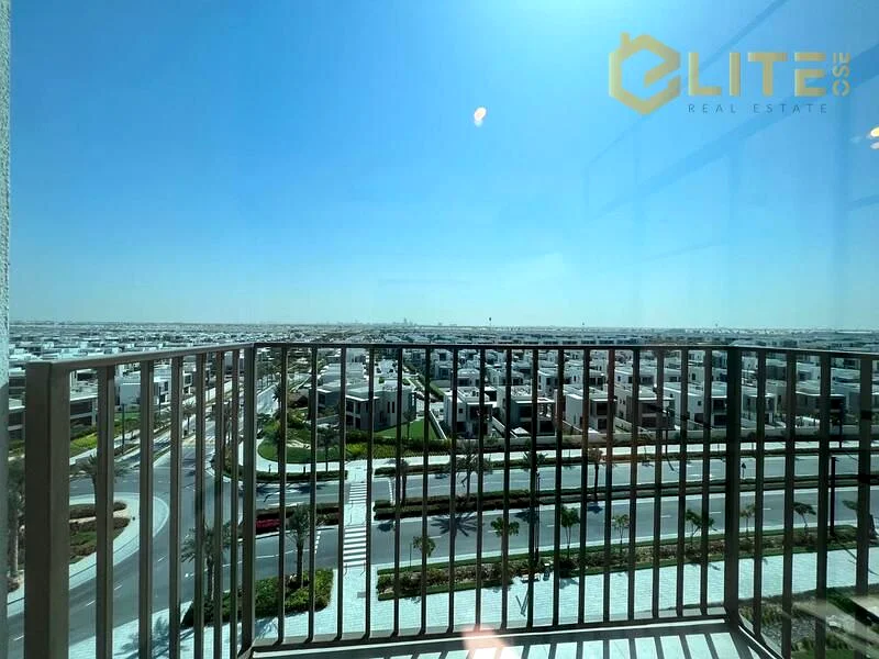 COMMUNITY VIEW | SPACIOUS LAYOUT | HIGH ROI64044884270594110