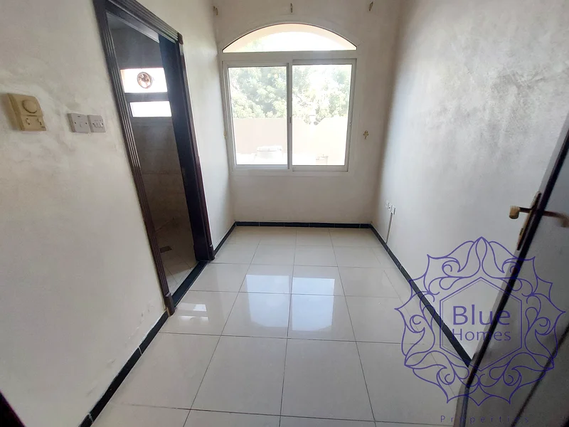Big 4bhk Villa 2bed Master Bedroom Near Main Road63812708054658112